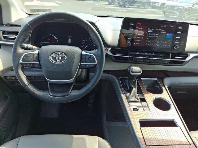 2021 Toyota Sienna XLE AWD 7-Passenger (Natl)