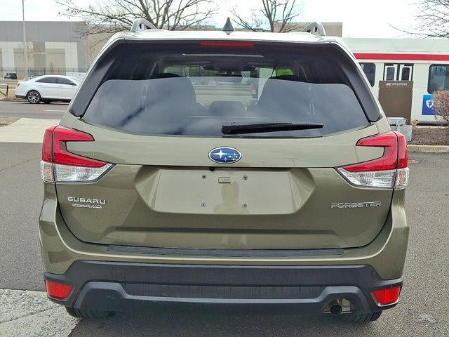 2024 Subaru Forester Premium AWD