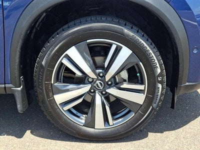 2022 Nissan Rogue AWD Platinum