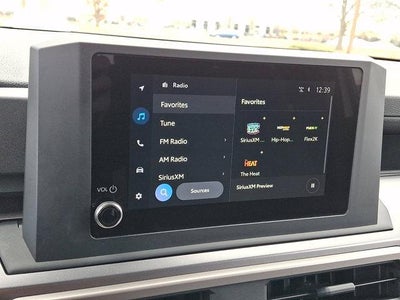 2025 Toyota 4Runner SR5 4WD (GS)