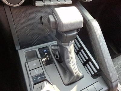 2025 Toyota 4Runner SR5 4WD (GS)