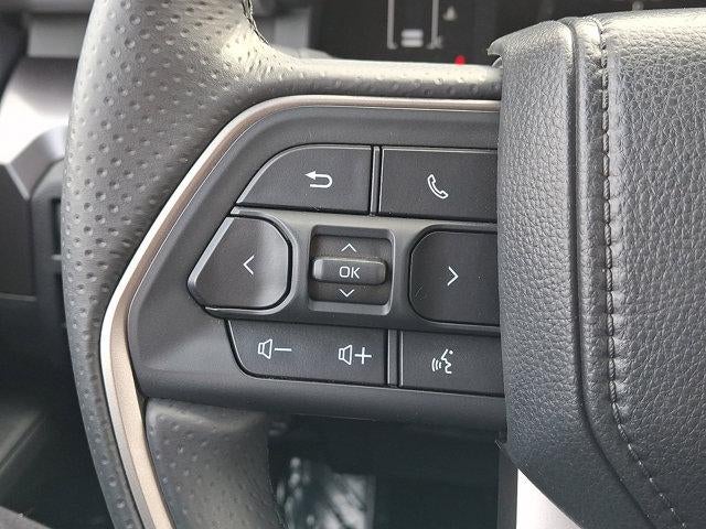 2025 Toyota 4Runner SR5 4WD (GS)