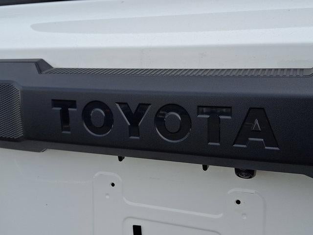 2025 Toyota 4Runner SR5 4WD (GS)