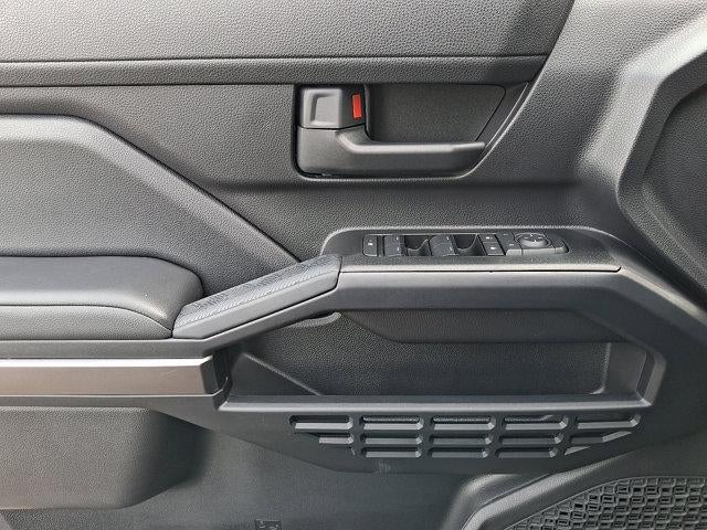 2025 Toyota 4Runner SR5 4WD (GS)