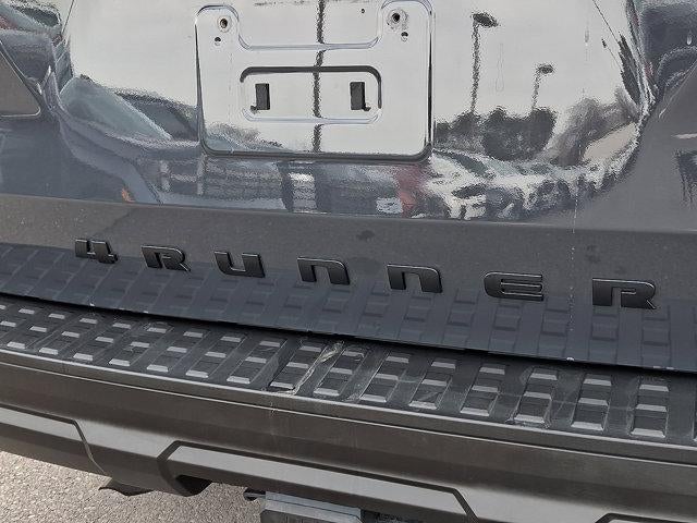 2025 Toyota 4Runner SR5 4WD (GS)