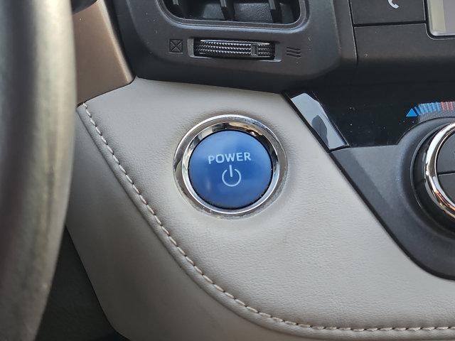 2017 Toyota RAV4 Hybrid XLE AWD (Natl)