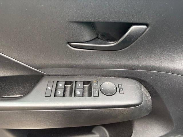 2024 Hyundai KONA SEL FWD