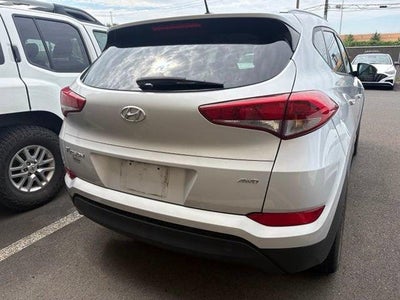2016 Hyundai TUCSON AWD 4dr SE