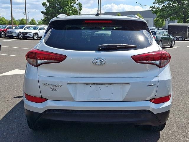 2016 Hyundai TUCSON AWD 4dr SE