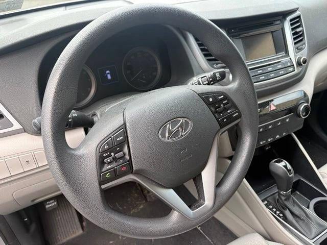 2016 Hyundai TUCSON AWD 4dr SE