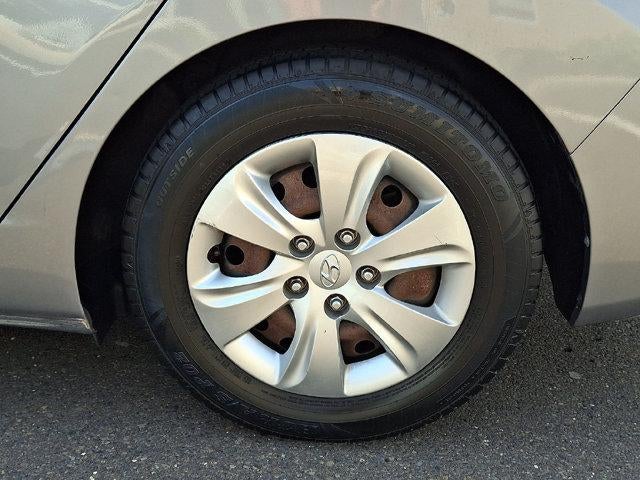 2016 Hyundai ELANTRA 4dr Sdn Auto SE