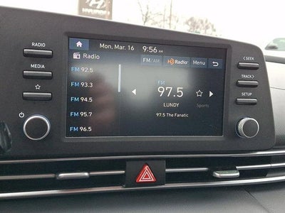 2024 Hyundai ELANTRA SE IVT