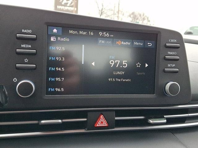 2024 Hyundai ELANTRA SE IVT