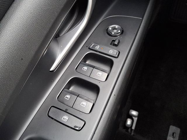2024 Hyundai ELANTRA SE IVT