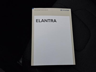 2024 Hyundai ELANTRA SE IVT