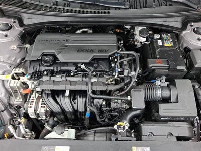 2024 Hyundai ELANTRA SE IVT