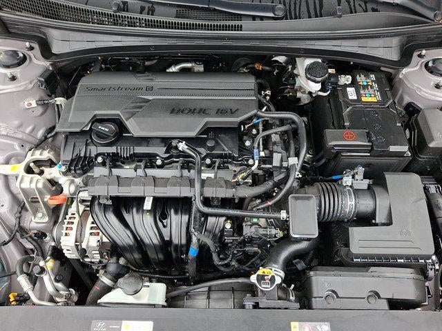 2024 Hyundai ELANTRA SE IVT