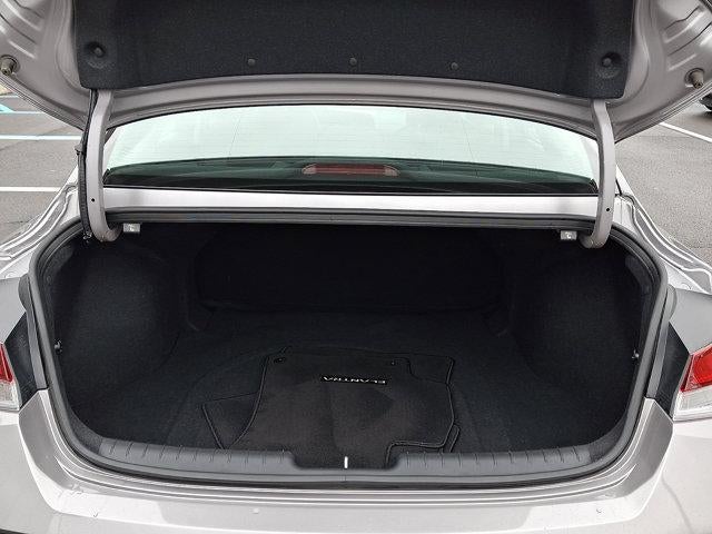 2024 Hyundai ELANTRA SE IVT