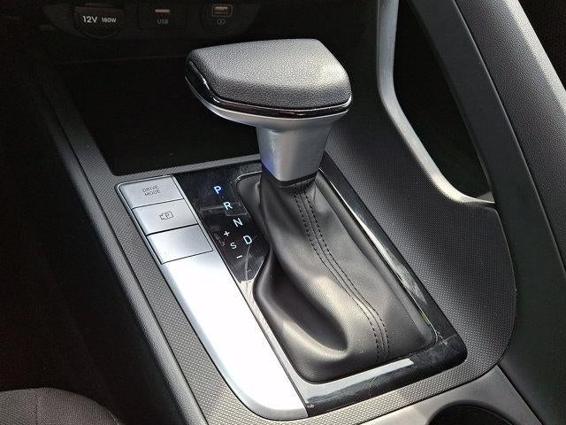 2023 Hyundai ELANTRA SEL IVT