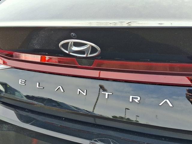 2023 Hyundai ELANTRA SEL IVT