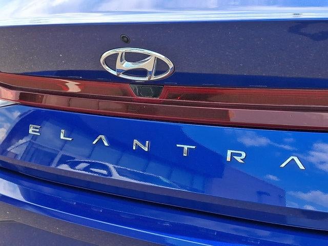 2023 Hyundai ELANTRA SEL IVT