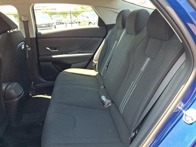 2023 Hyundai ELANTRA SEL IVT