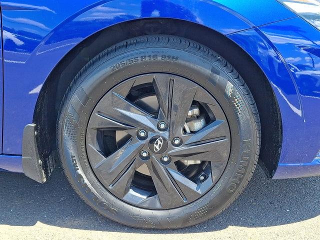 2023 Hyundai ELANTRA SEL IVT
