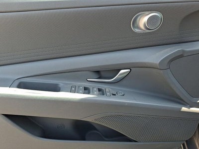 2023 Hyundai ELANTRA SEL IVT