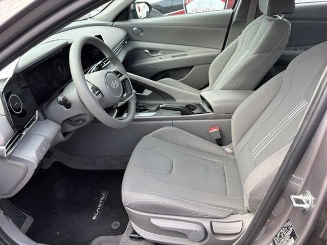 2024 Hyundai ELANTRA SEL IVT