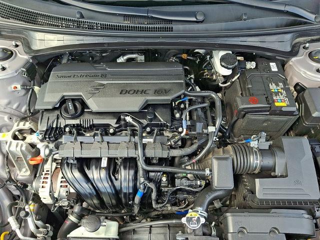 2024 Hyundai ELANTRA SEL IVT