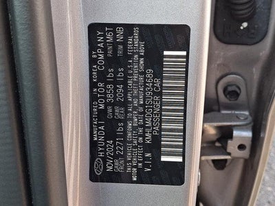2025 Hyundai ELANTRA SEL Sport IVT