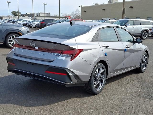 2025 Hyundai ELANTRA SEL Sport IVT