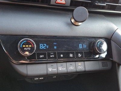 2025 Hyundai ELANTRA SEL Sport IVT