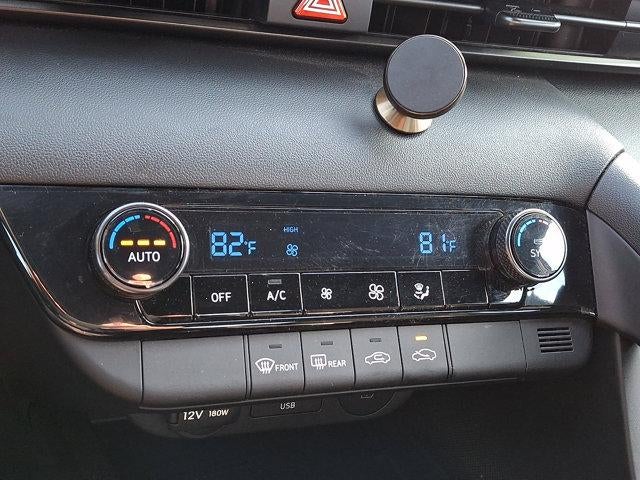 2025 Hyundai ELANTRA SEL Sport IVT