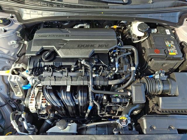 2025 Hyundai ELANTRA SEL Sport IVT