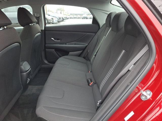 2024 Hyundai ELANTRA SEL IVT