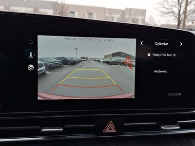 2024 Hyundai ELANTRA SEL IVT