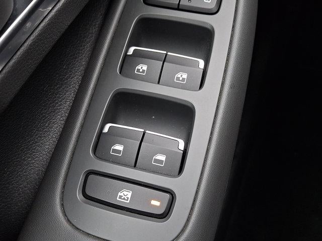 2024 Hyundai ELANTRA SEL IVT