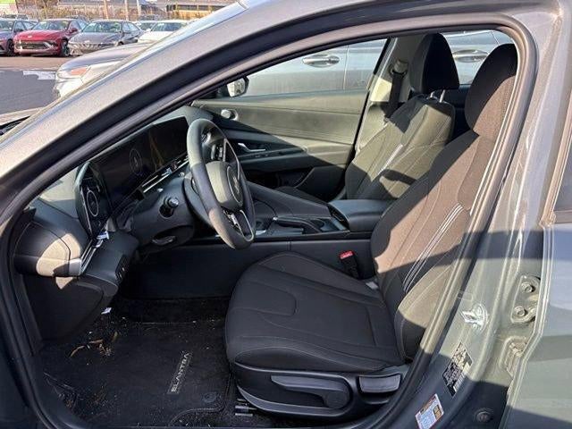 2024 Hyundai ELANTRA SEL IVT