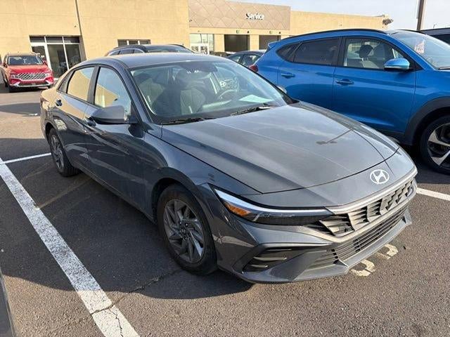 2024 Hyundai ELANTRA SEL IVT