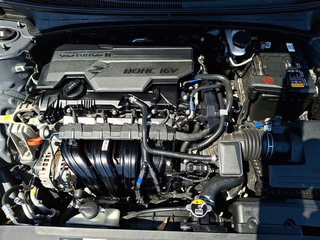 2024 Hyundai ELANTRA SEL IVT