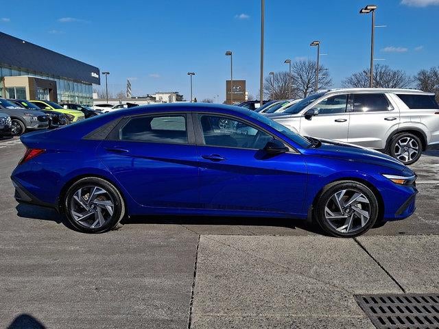 2025 Hyundai ELANTRA SEL Sport IVT