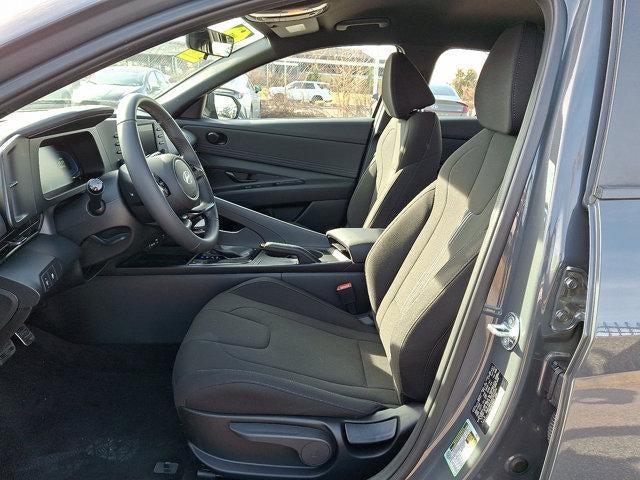 2025 Hyundai ELANTRA SEL Sport IVT