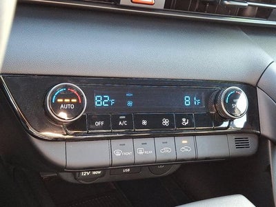 2025 Hyundai ELANTRA SEL Sport IVT