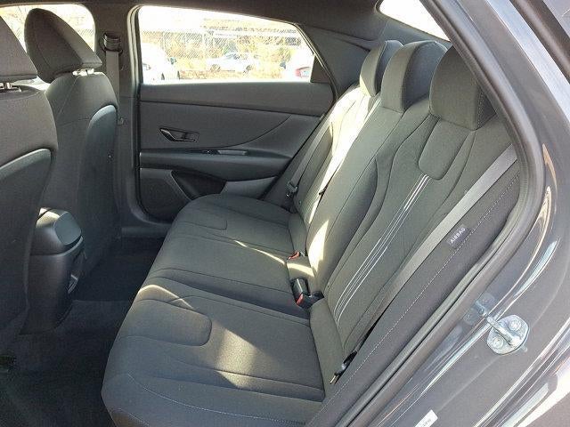 2025 Hyundai ELANTRA SEL Sport IVT