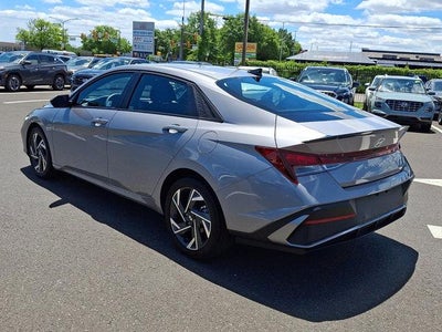 2025 Hyundai ELANTRA SEL Sport IVT