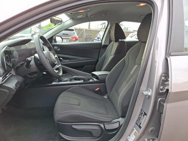 2024 Hyundai ELANTRA SEL IVT