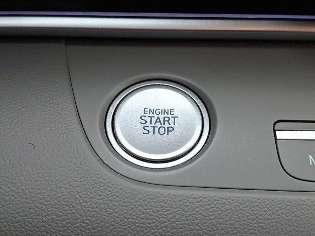 2024 Hyundai ELANTRA SEL IVT