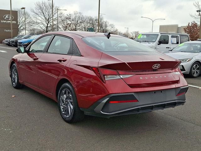 2024 Hyundai ELANTRA SEL IVT