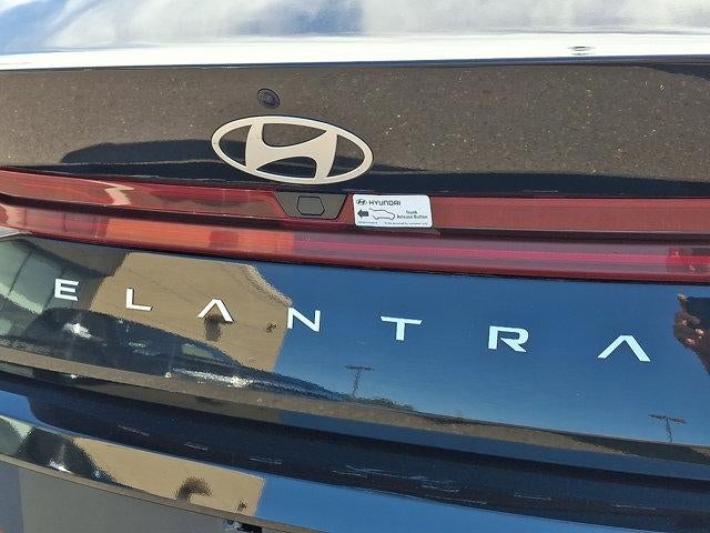 2025 Hyundai ELANTRA Hybrid Blue DCT